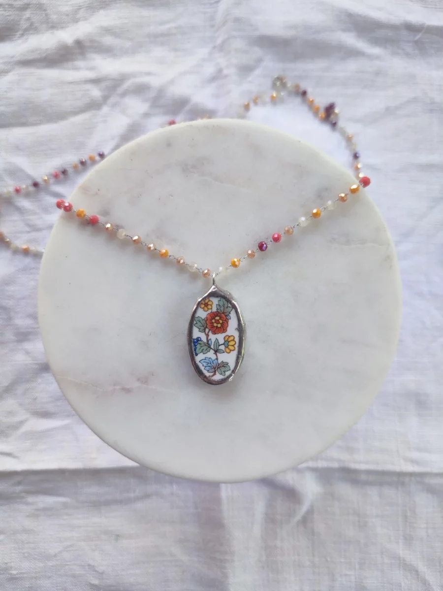 Collana artigianale in ceramica vintage SUADENTE