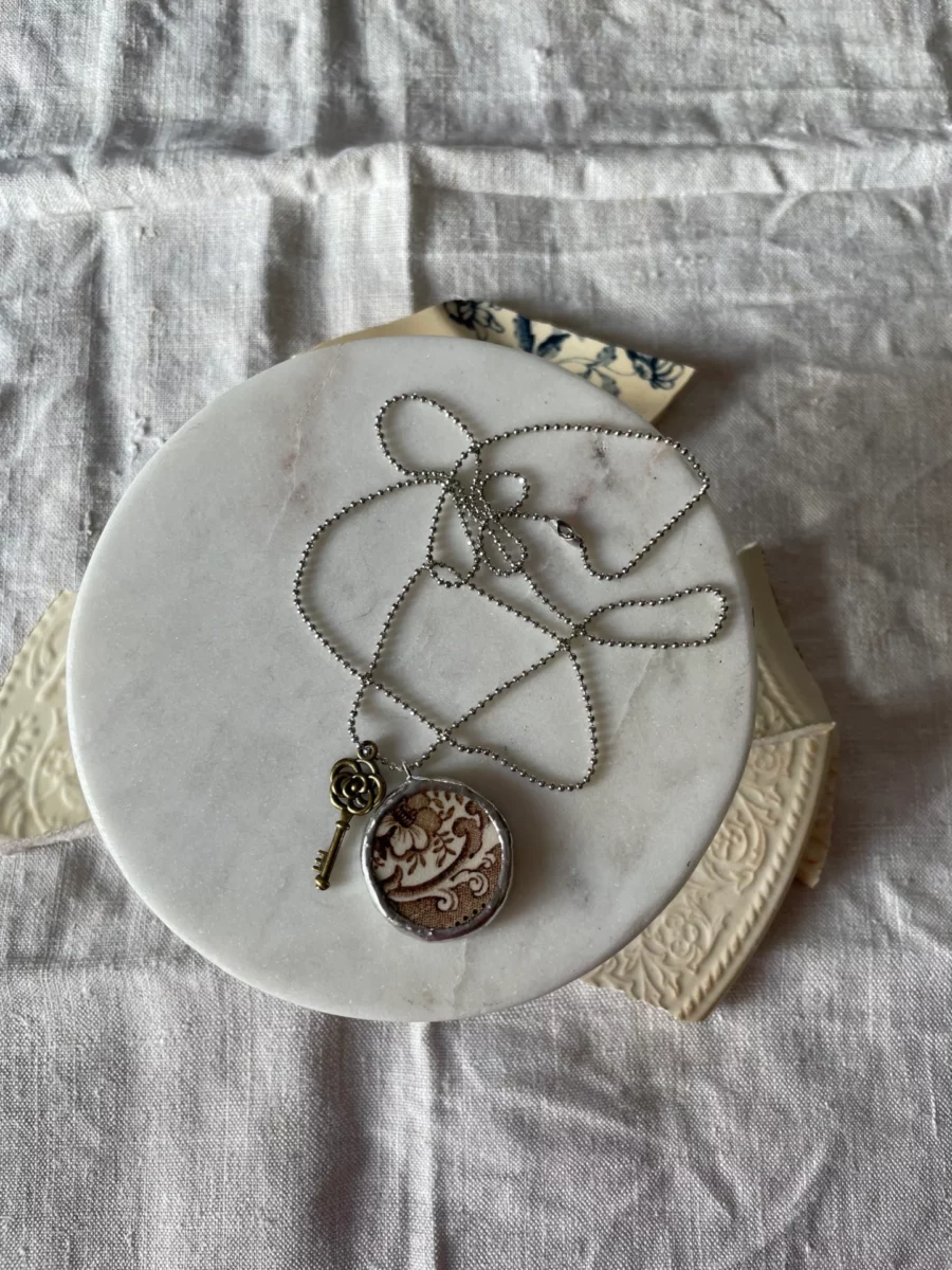 Collana artigianale in ceramica vintage NOCCIOLA